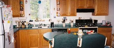 Family Vacation Rental Home on Vinalhaven Island Robert's Harbor Sleeps: 6 Price: $1,200/week Cleaning Fee: No Wi-Fi: No TV: Cable Amenities: Washer, dryer, and dishwasher Pets:  No