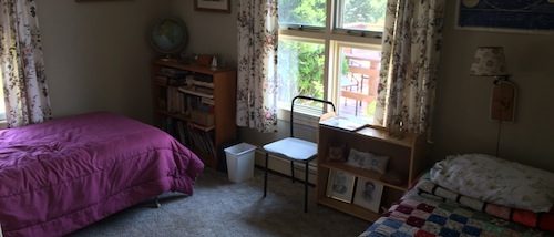 Three Bedroom Perch Vinalhaven Vacation Rental - Sleeps: 6 Price: $1,500/week Cleaning Fee: No Wi-Fi:  No TV: No Pets: No