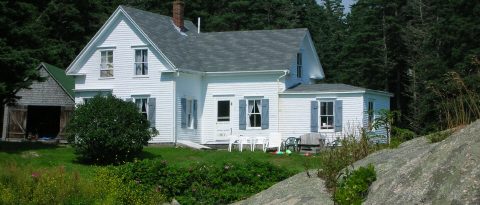 Granite Island Farmhouse Vacation Rental in Vinalhaven